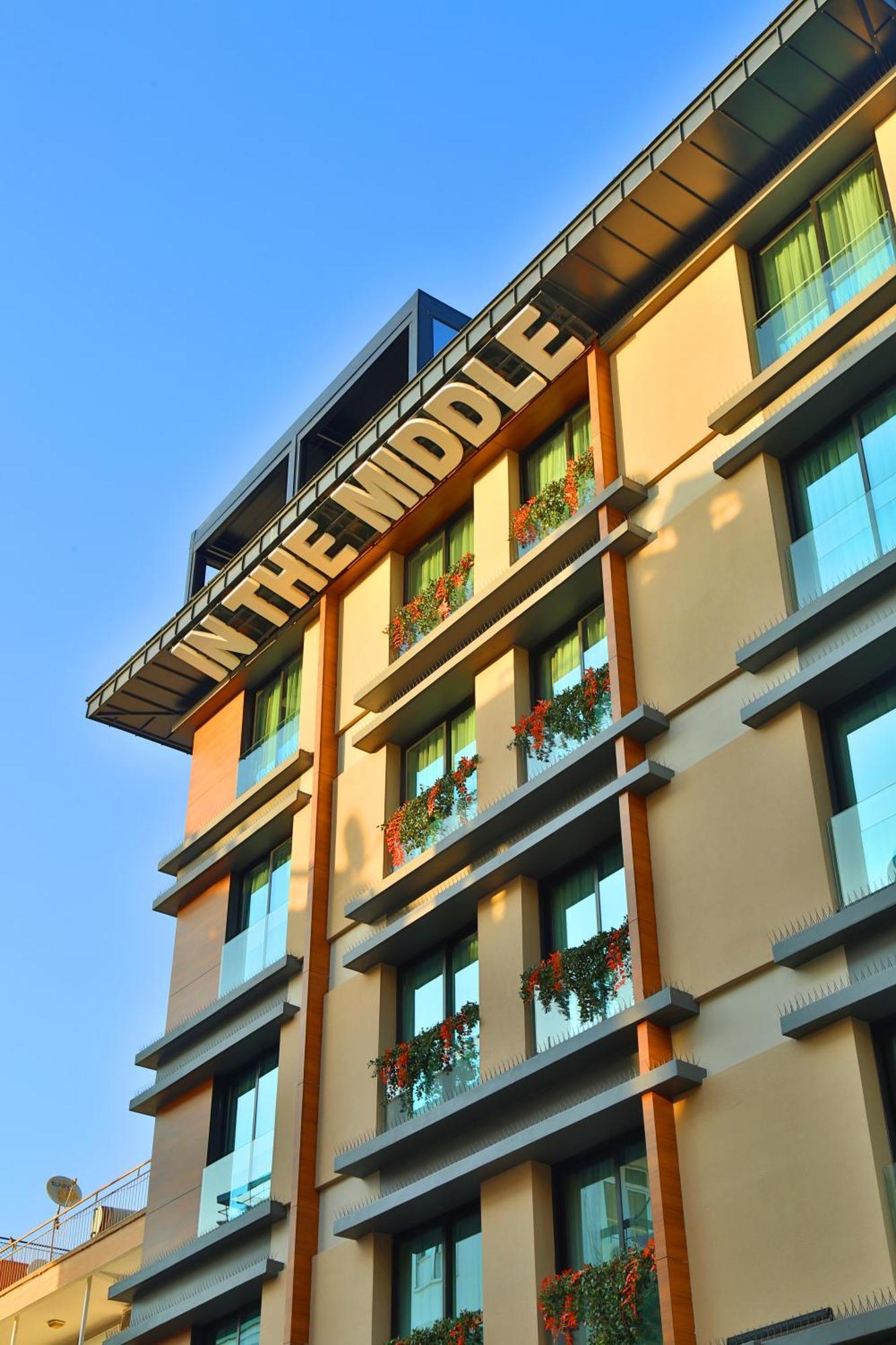 In The Middle Hotel Antalya Zewnętrze zdjęcie